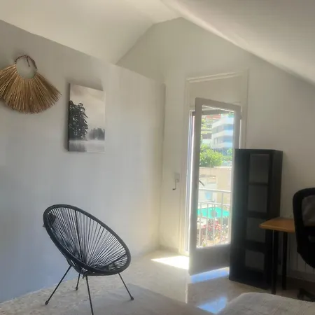 La Miranda Oda ve Kahvaltı